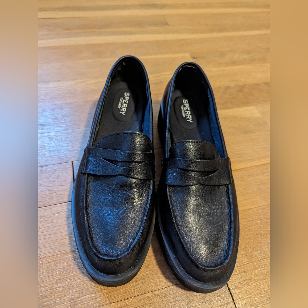 Sperry black chunky loafers